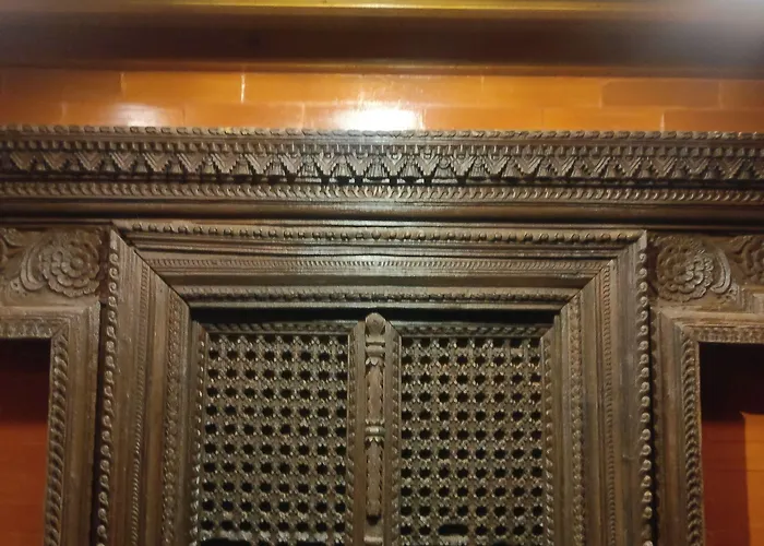 Hotel Temple House