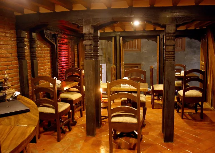 Hotel Temple House