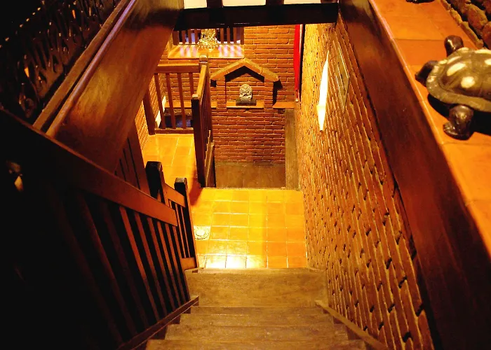 Hotel Temple House