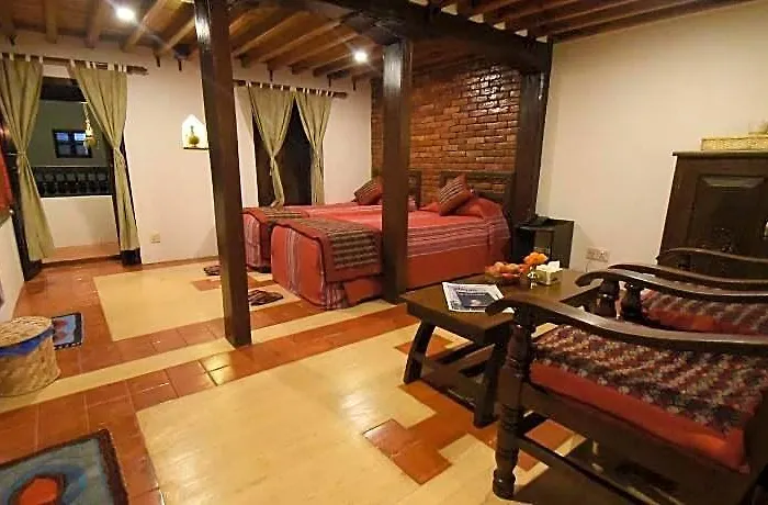 Temple House Hotel 3*