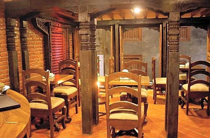 Hotel Temple House