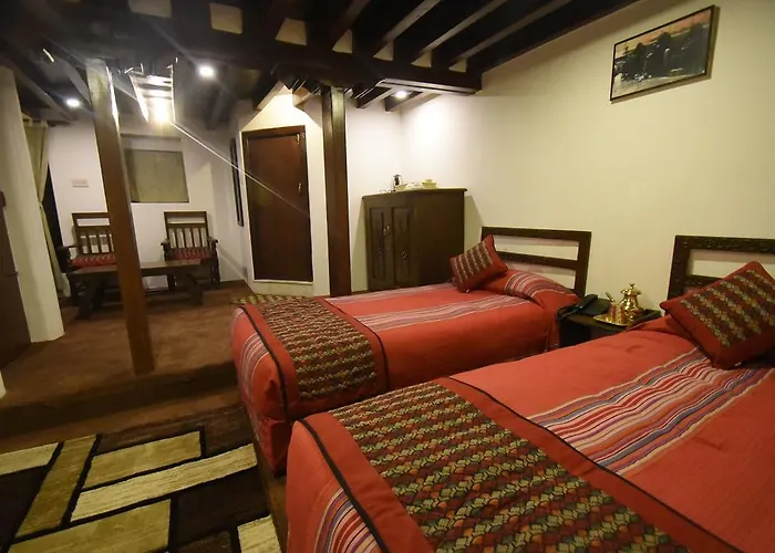 Temple House Hotel 3*