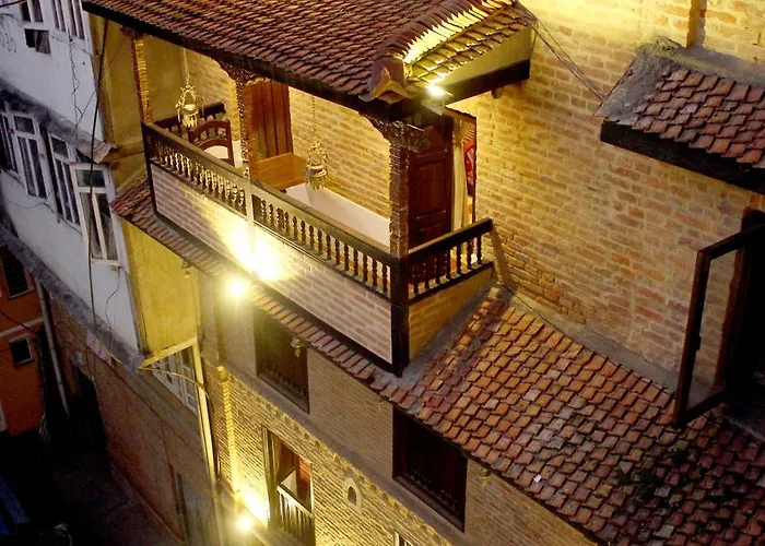 Hotel Temple House